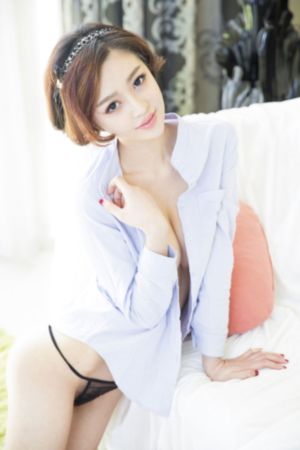 黑色的四叶草_BD英语高清完整版