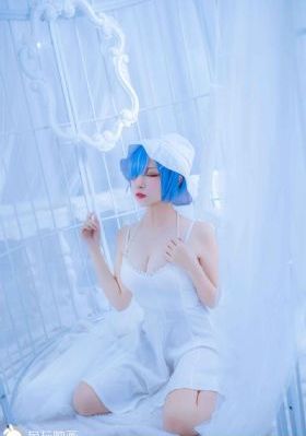 放荡艳妇的疯狂呻吟中文视频_1080P迅雷电影在线